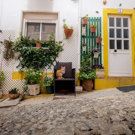 Casa Da Alegria Boutique Guest بيت ضيافة 5*