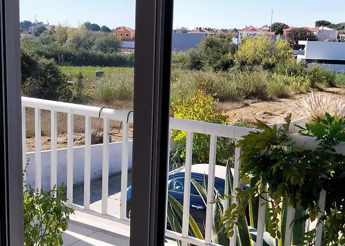 Casa Da Alegria Boutique Guest بيت ضيافة كالداس دا راينها